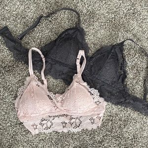 2 Bralettes